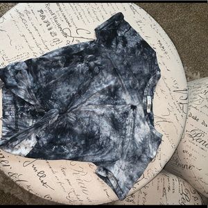 marble crop top (I TAKE CASHAPP)